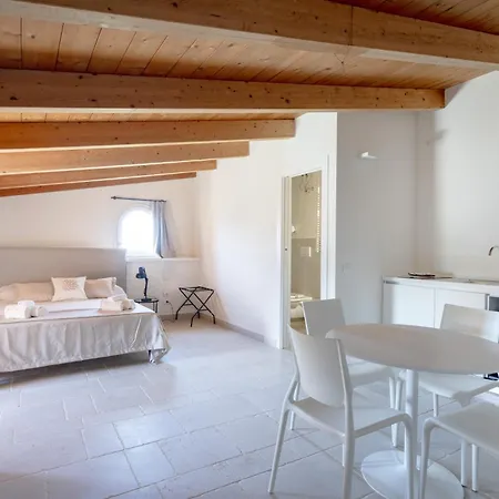 Palazzo Della Torre 202- Modern Historic