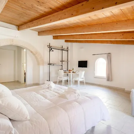 Palazzo Della Torre 202- Modern Historic Apartman
